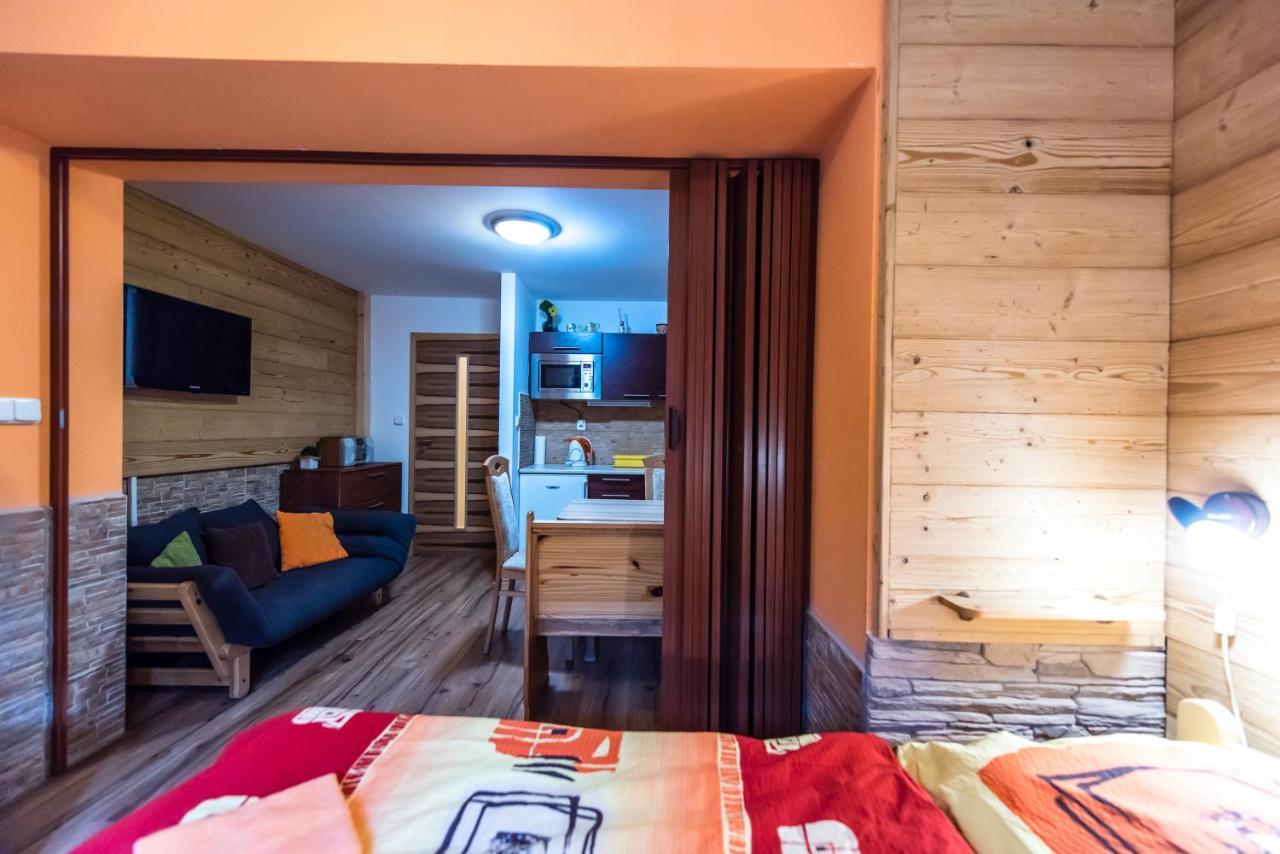 Apartmany Domino Zelezna Ruda Ngoại thất bức ảnh