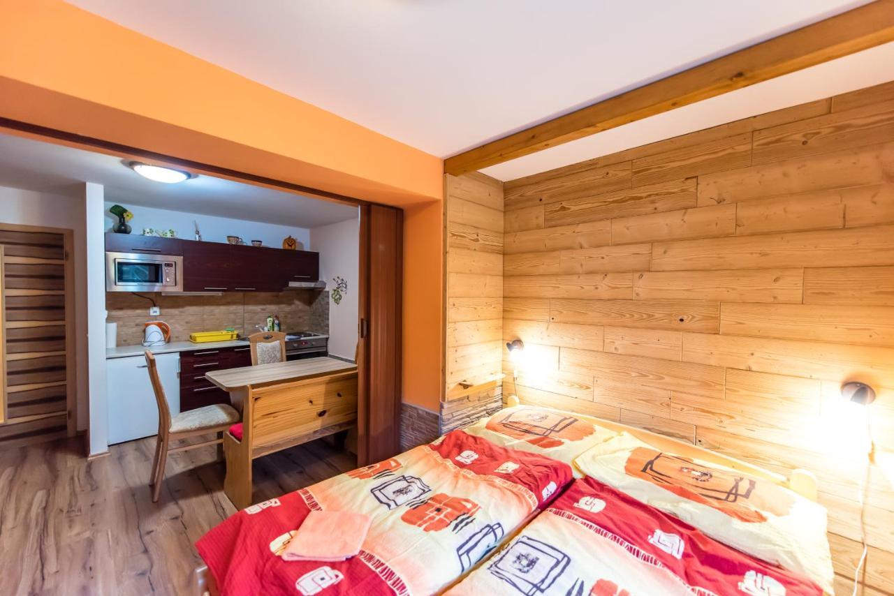 Apartmany Domino Zelezna Ruda Ngoại thất bức ảnh